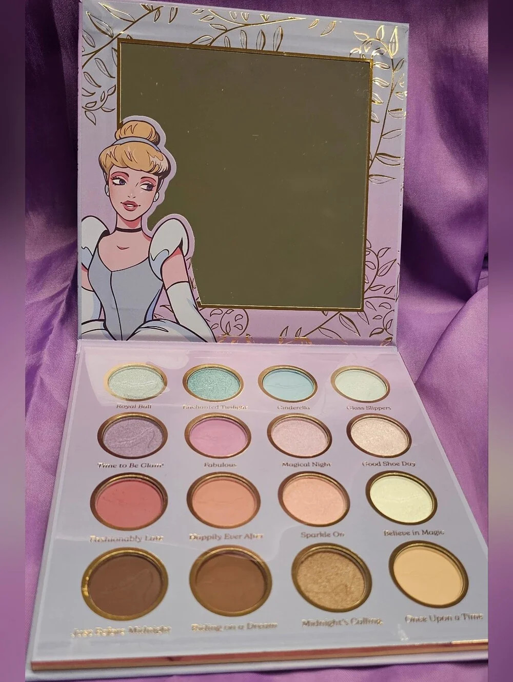Disney Princess Cinderella Eyeshadow Palette - Lavender & Gold